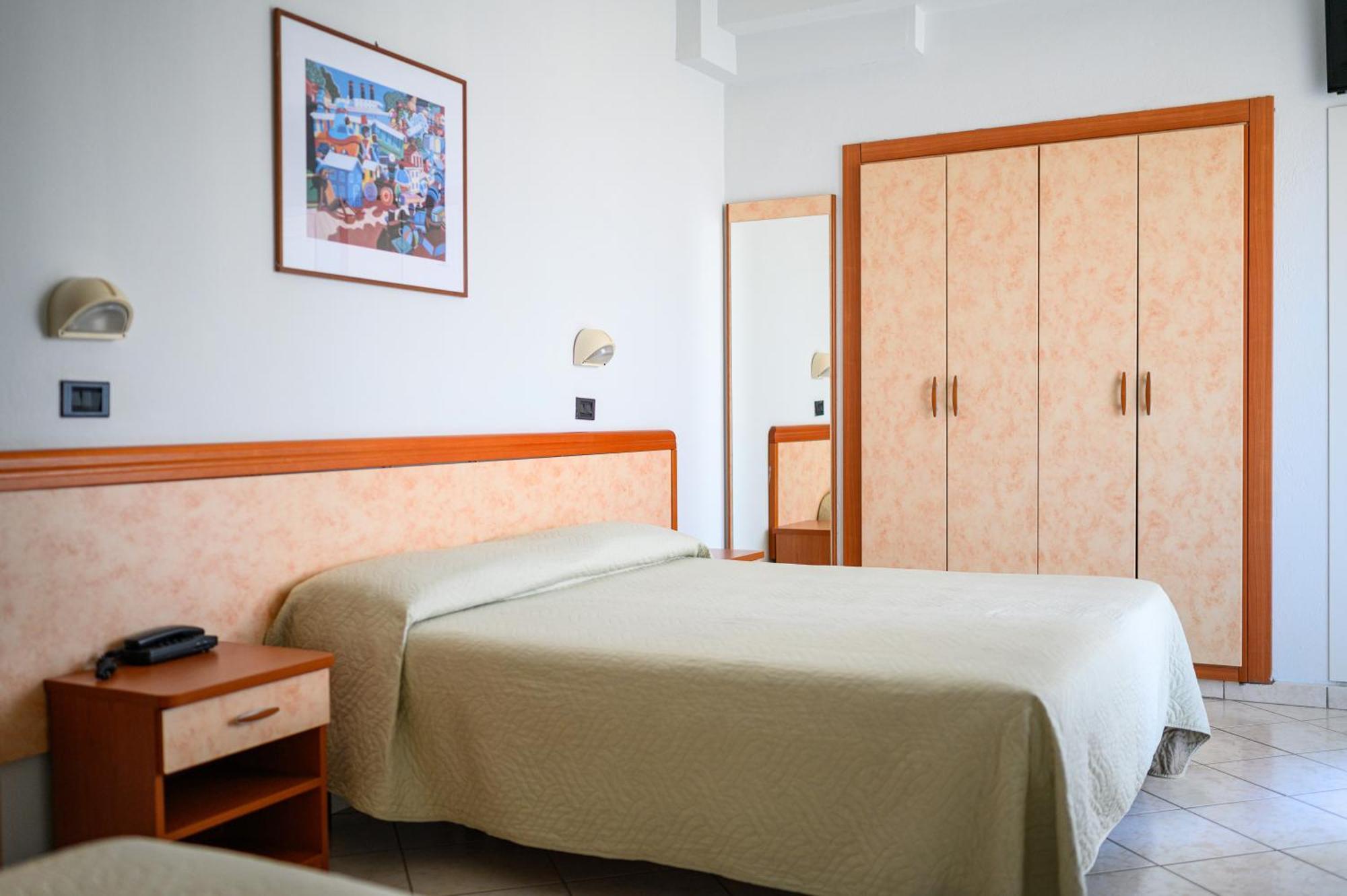 Hotel De Paris Lido Di Savio Zewnętrze zdjęcie